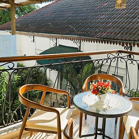 Surokarsan 9 House Yogyakarta Ξενοδοχείο Εξωτερικό φωτογραφία