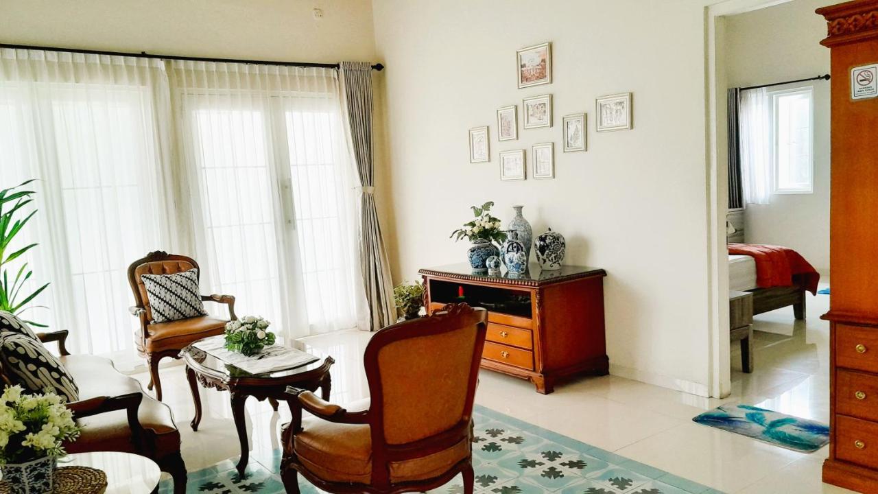 Surokarsan 9 House Yogyakarta Ξενοδοχείο Εξωτερικό φωτογραφία