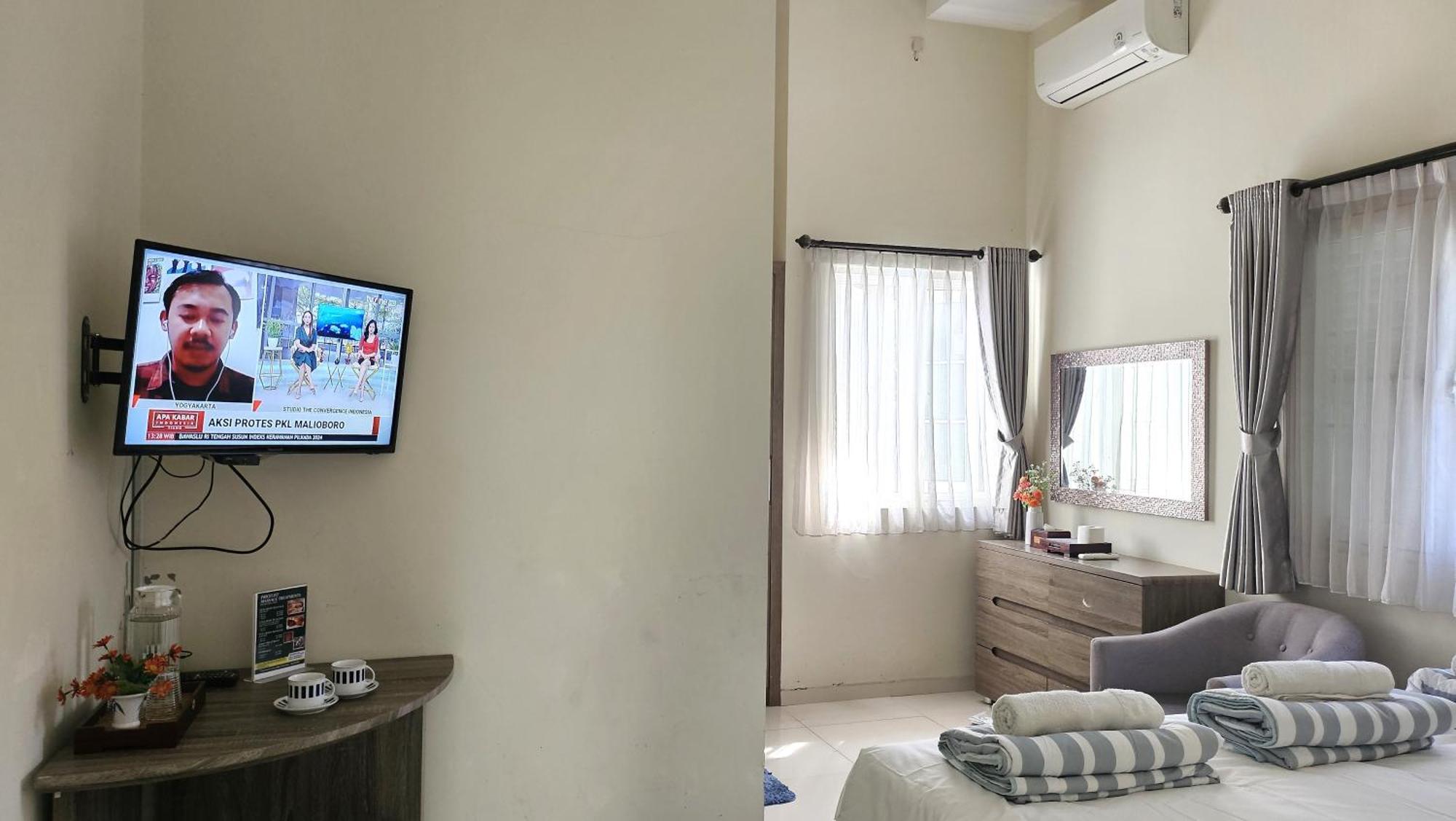 Surokarsan 9 House Yogyakarta Ξενοδοχείο Δωμάτιο φωτογραφία
