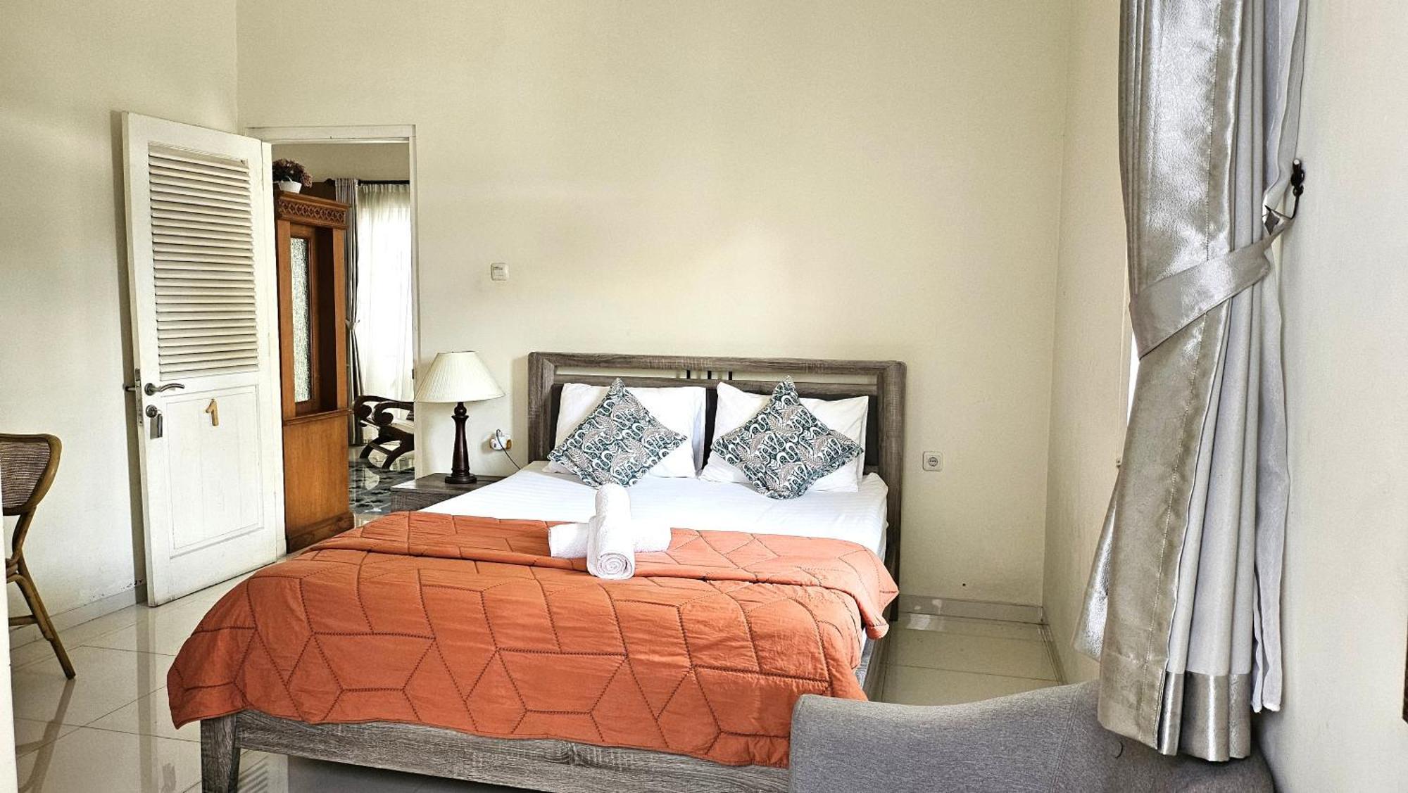 Surokarsan 9 House Yogyakarta Ξενοδοχείο Εξωτερικό φωτογραφία