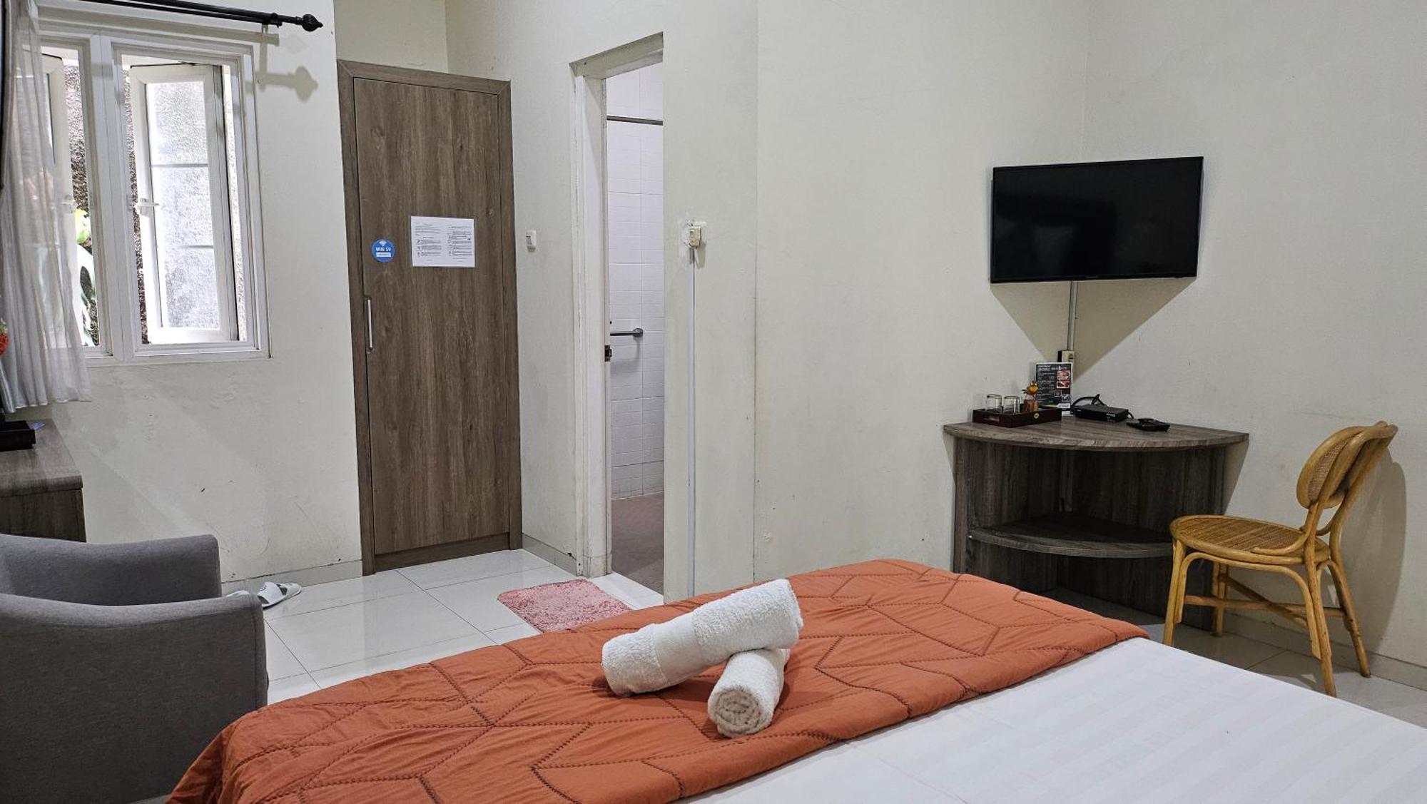 Surokarsan 9 House Yogyakarta Ξενοδοχείο Εξωτερικό φωτογραφία