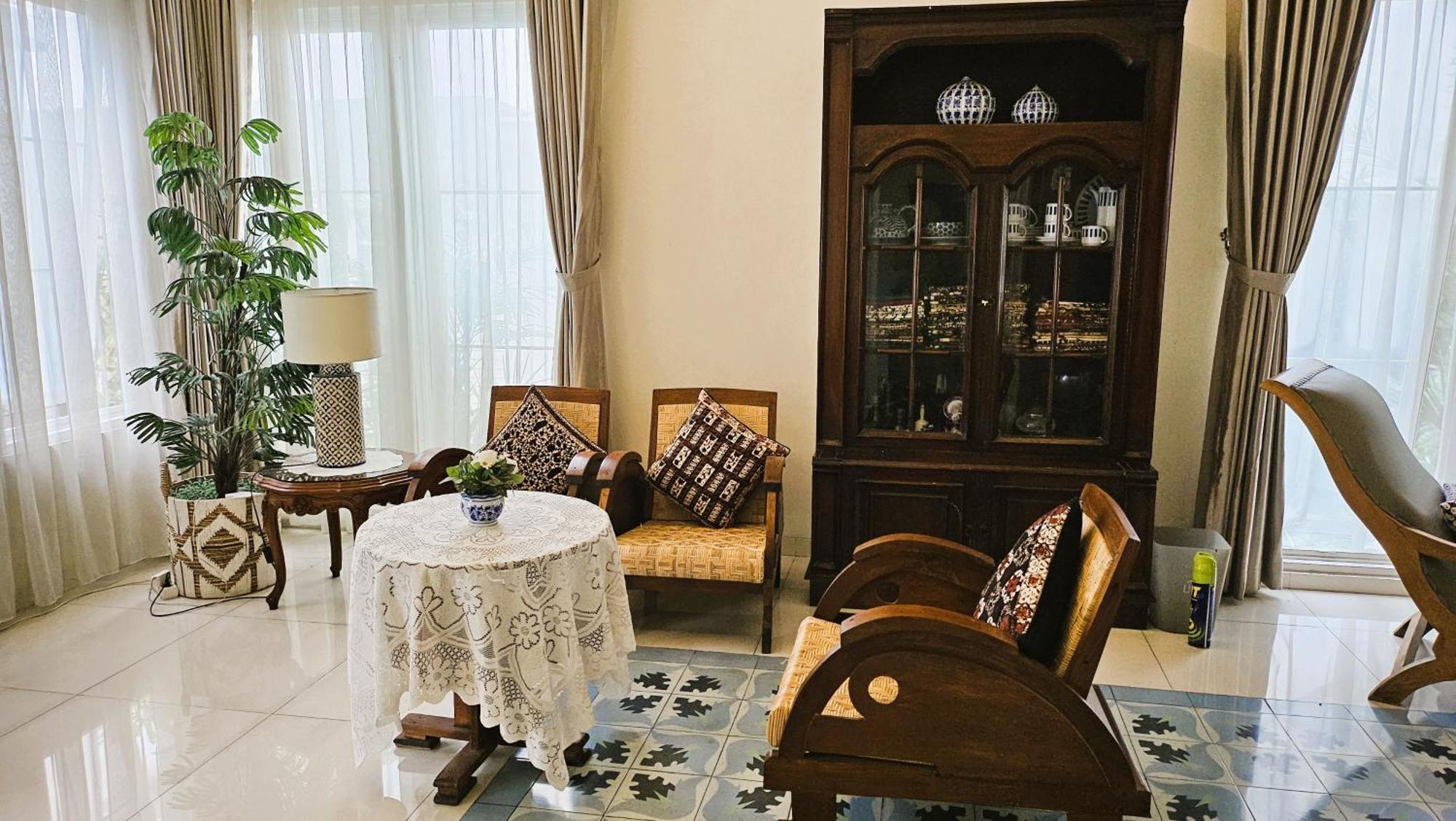 Surokarsan 9 House Yogyakarta Ξενοδοχείο Εξωτερικό φωτογραφία